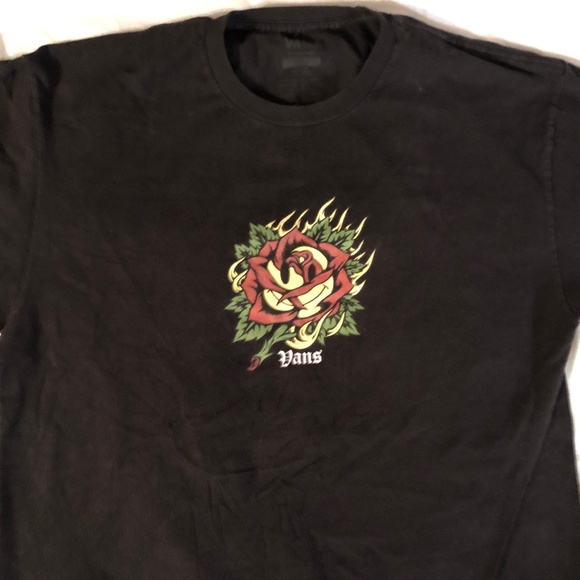 Black Vans Silent  Curse T-Shirt in black with a rose and flame - Picture 1 of 5